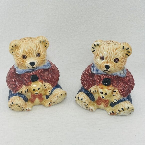 Vintage Gkao Teddy Bear Salt Pepper Shaker Set Ceramic Animal Figure Shape Deco - Picture 1 of 9